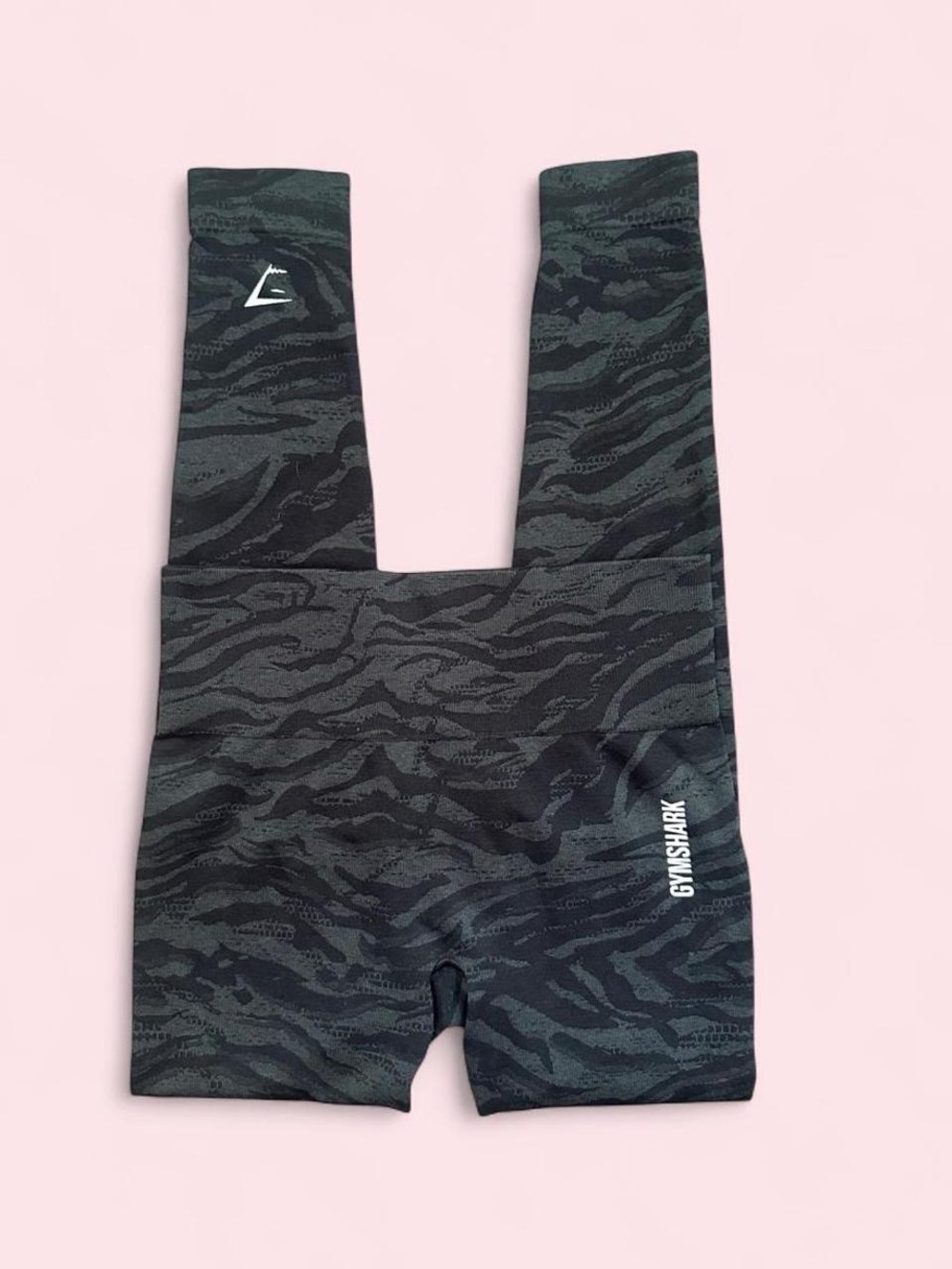 Gymshark Adapt Animal Seamless High Waisted Leggings Charcoal Black Size S⁠
